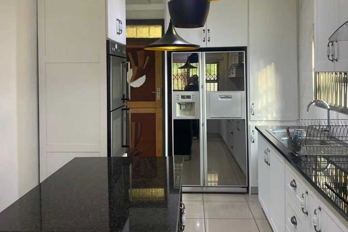 5 Bedrooms for Sale in Proclamation hill  - Photo 3