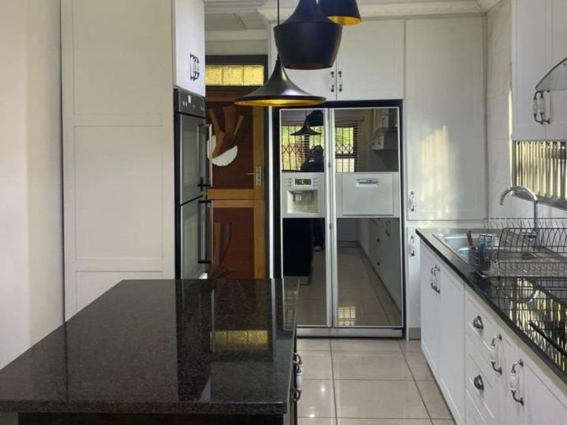 5 Bedrooms for Sale in Proclamation hill  - Photo 3