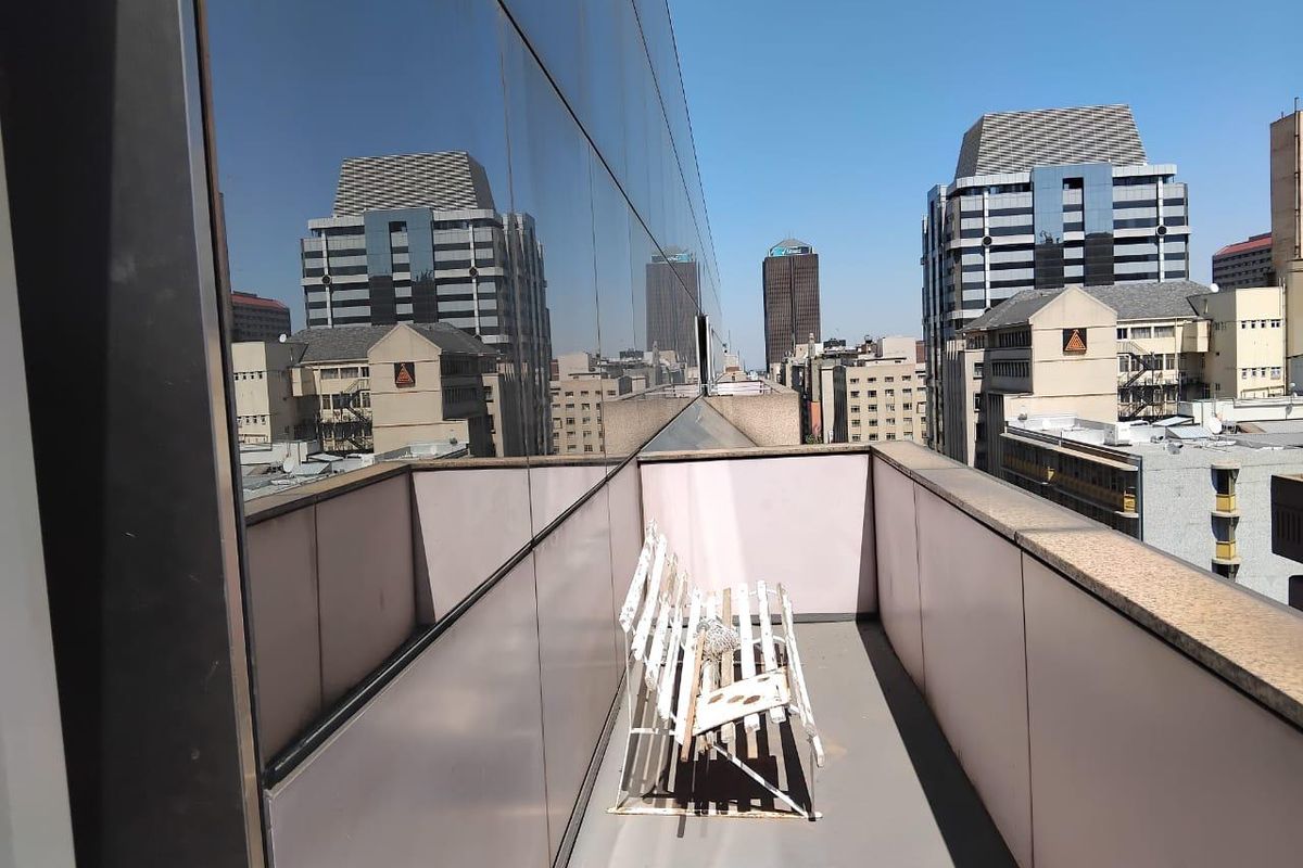 Modern 1 Bedroom Apartment with Stunning Views in Marshall town - Photo 5