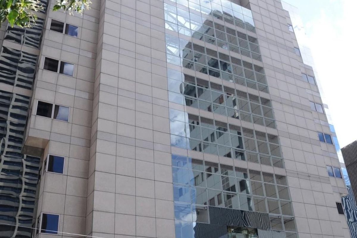 Modern 1 Bedroom Apartment with Stunning Views in Marshall town - Photo 3