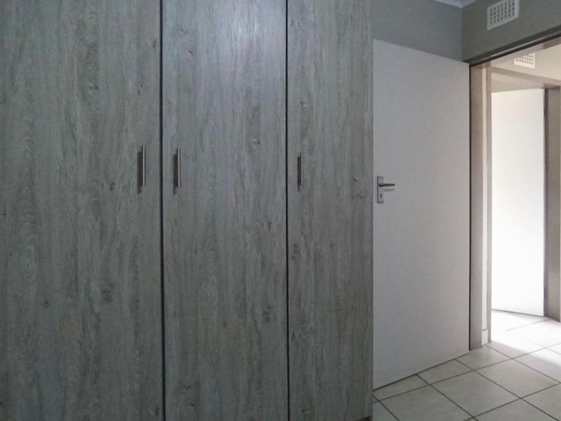 2 bedroom apartment for sale in Huewelood  - Photo 7