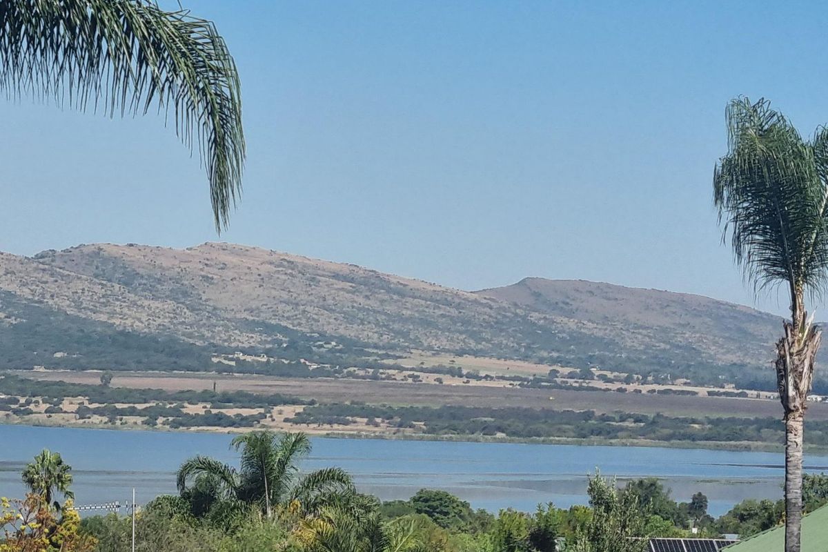 BEAUTIFUL STAND IN KOSMOS  - Photo 2