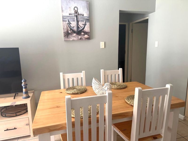 Stunning Ground-Floor 2 Bedroom Apartment for Rent – Diaz Strand, Mossel Bay Available 1 July 2026 to 15 Nov 2026 - Photo 10