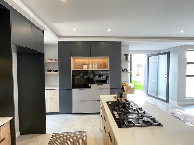 Newly Built Contemporary 4 Bedroom Family Home | Pool & Boma | Staff Quarters   - Photo 9