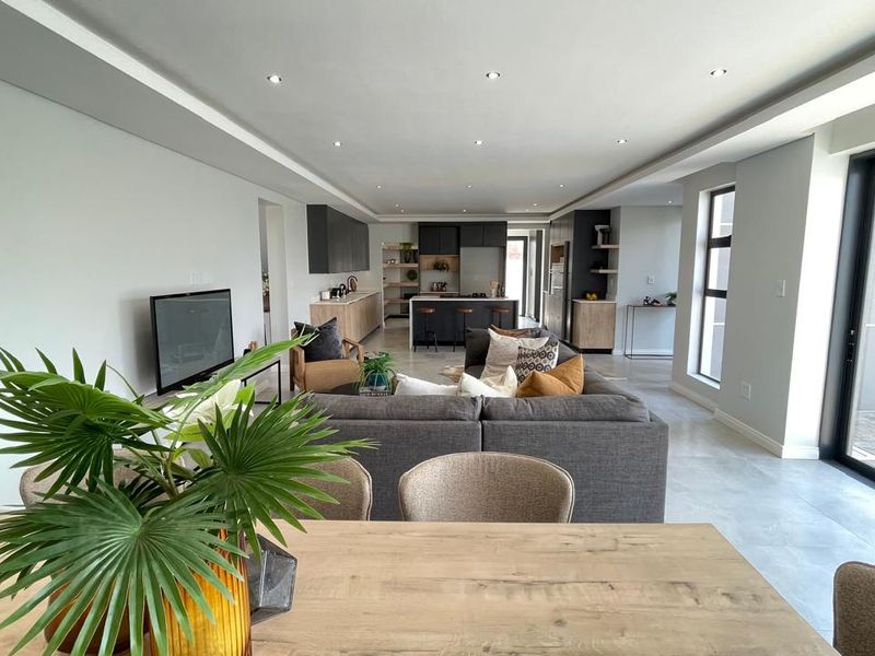 Newly Built Contemporary 4 Bedroom Family Home | Pool & Boma | Staff Quarters   - Photo 8