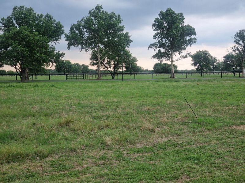 Your Perfect Stand Awaits in a Beautiful Farm Estate - Photo 4