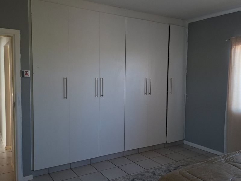 Secure Coastal Living in the Heart of Seaside Gonubie - Photo 3