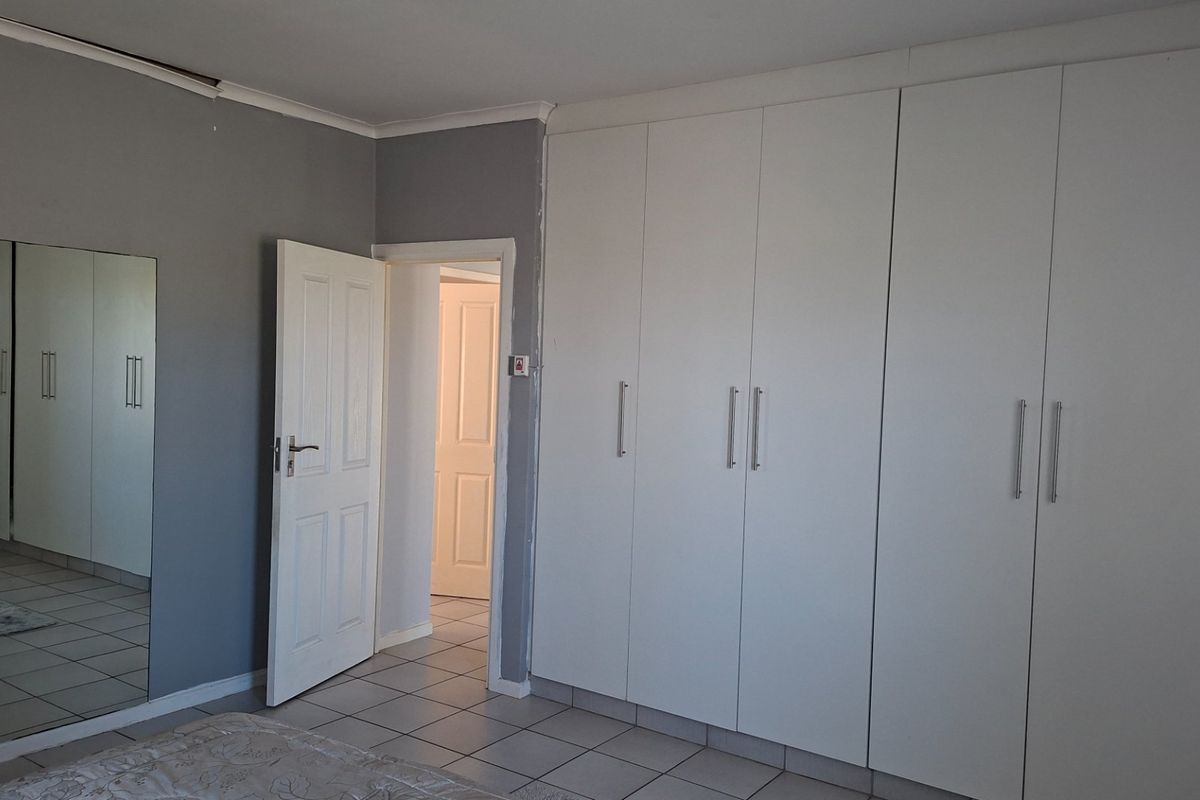 Secure Coastal Living in the Heart of Seaside Gonubie - Photo 4