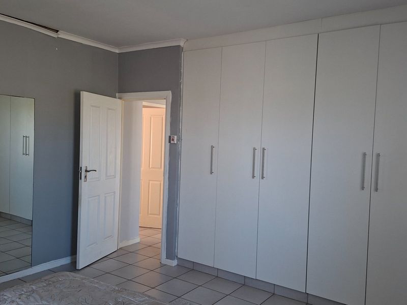 Secure Coastal Living in the Heart of Seaside Gonubie - Photo 4