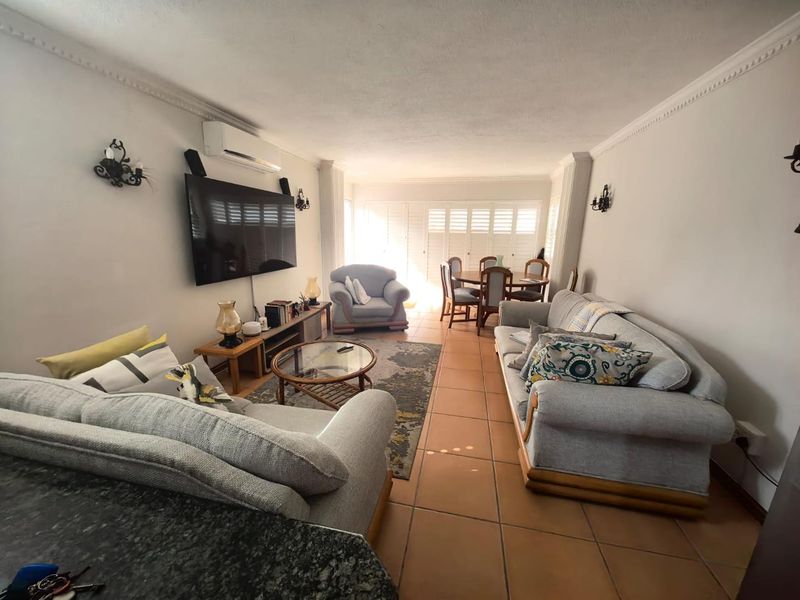 2 Bedrooms, 3 Bathrooms Duplex For Sale In Windermere, Durban - Photo 3