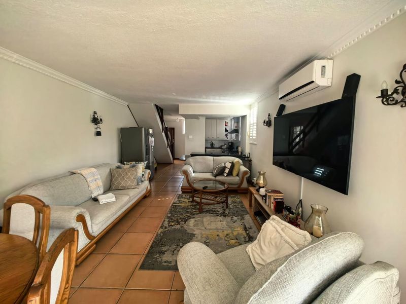 2 Bedrooms, 3 Bathrooms Duplex For Sale In Windermere, Durban - Photo 5