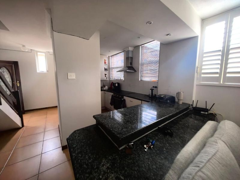 2 Bedrooms, 3 Bathrooms Duplex For Sale In Windermere, Durban - Photo 10