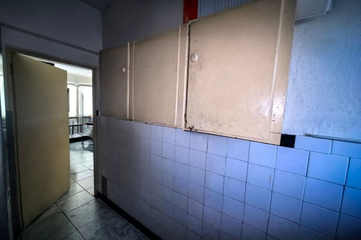 1 Bedroom, 1 Bathroom Apartment For Sale In Point, Durban - Photo 3