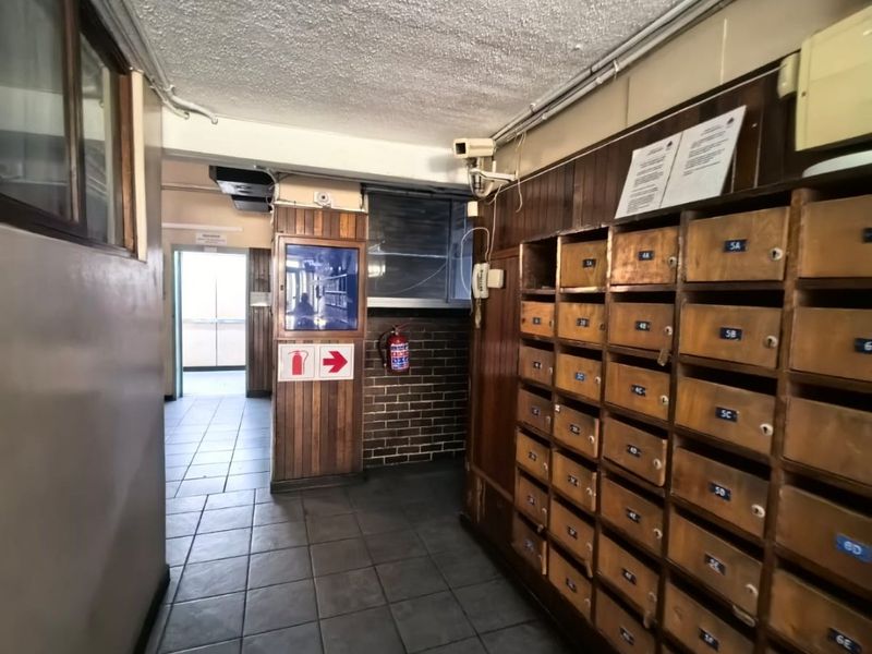 1 Bedroom, 1 Bathroom Apartment For Sale In Point, Durban - Photo 7