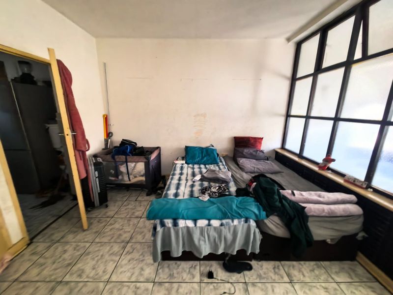 1 Bedroom, 1 Bathroom Apartment For Sale In Point, Durban - Photo 5