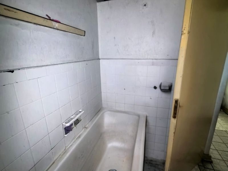 1 Bedroom, 1 Bathroom Apartment For Sale In Point, Durban - Photo 6