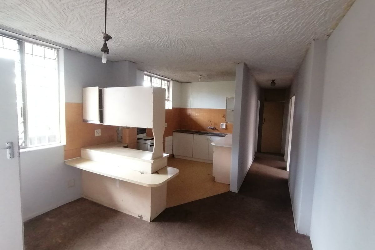 FOR SALE: Modern & Secure 3-Bedroom Apartment – Pretoria CBD - Photo 2