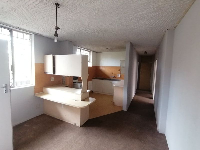 FOR SALE: Modern & Secure 3-Bedroom Apartment – Pretoria CBD - Photo 2