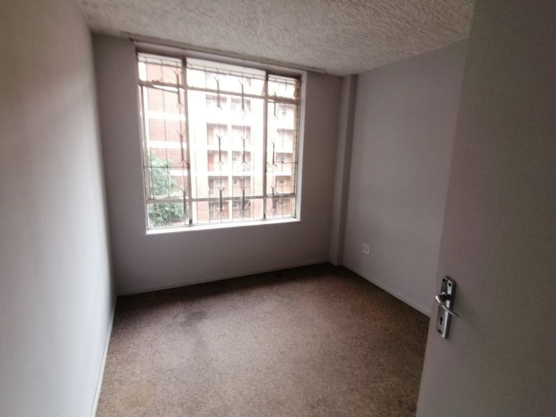 FOR SALE: Modern & Secure 3-Bedroom Apartment – Pretoria CBD - Photo 7