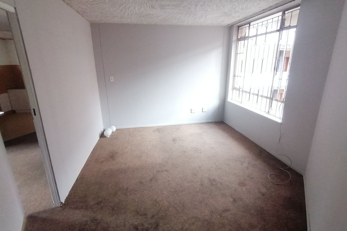 FOR SALE: Modern & Secure 3-Bedroom Apartment – Pretoria CBD - Photo 5