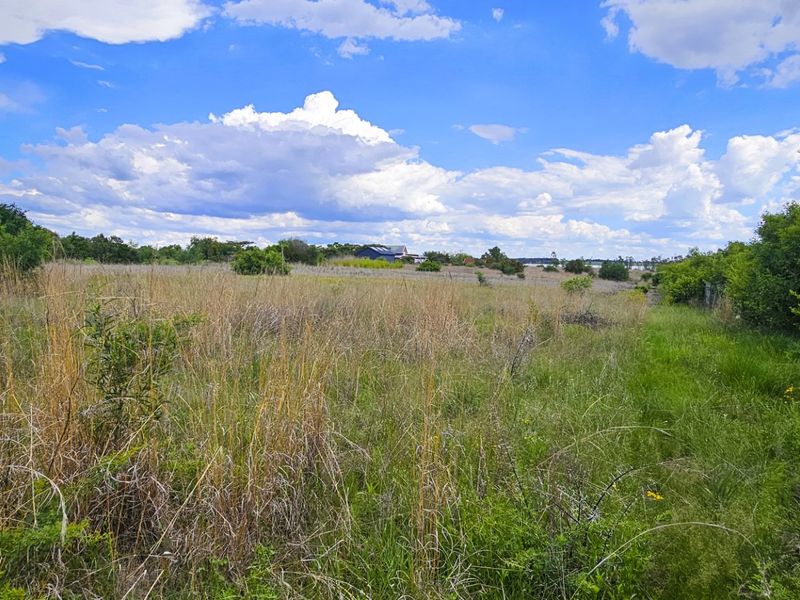 Stunning Waterfront Stand in Vaal Marina - Photo 6