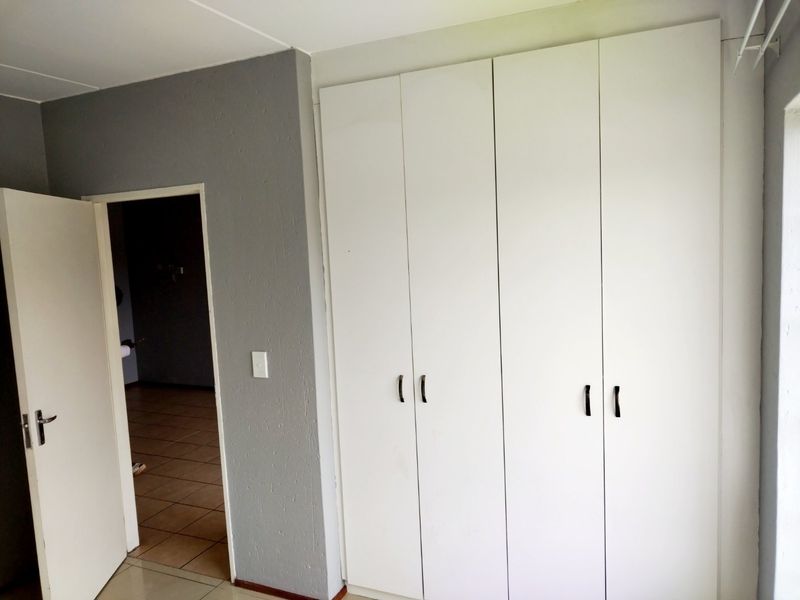 2 bedroom and 1 bathroom and shower for sale - Photo 5