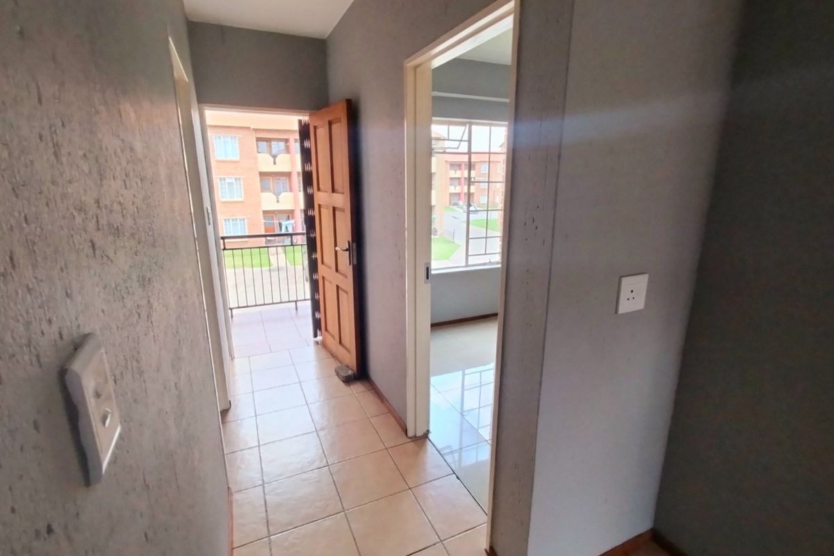 2 bedroom and 1 bathroom and shower for sale - Photo 4