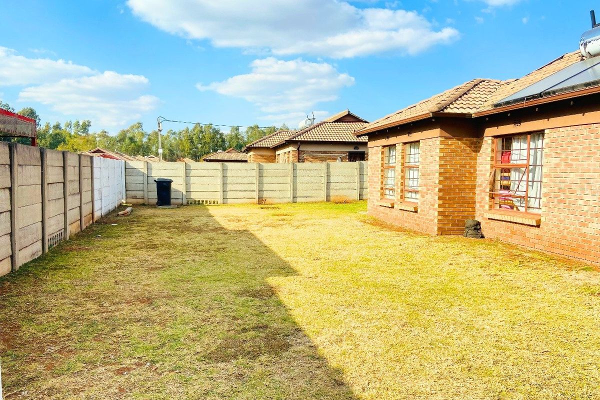 3 Bedroom House For Sale - Photo 5