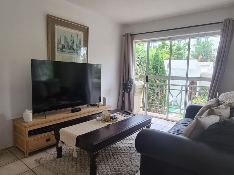 Spacious Multi-Level 1 Bedroom Apartment for sale in Morningside, Sandton - Photo 4