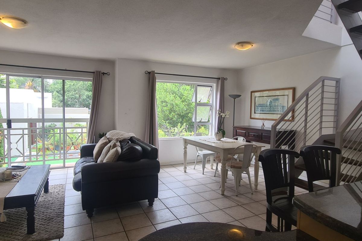 Spacious Multi-Level 1 Bedroom Apartment for sale in Morningside, Sandton - Photo 3