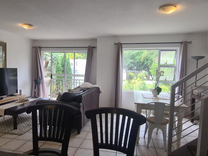 Spacious Multi-Level 1 Bedroom Apartment for sale in Morningside, Sandton - Photo 2