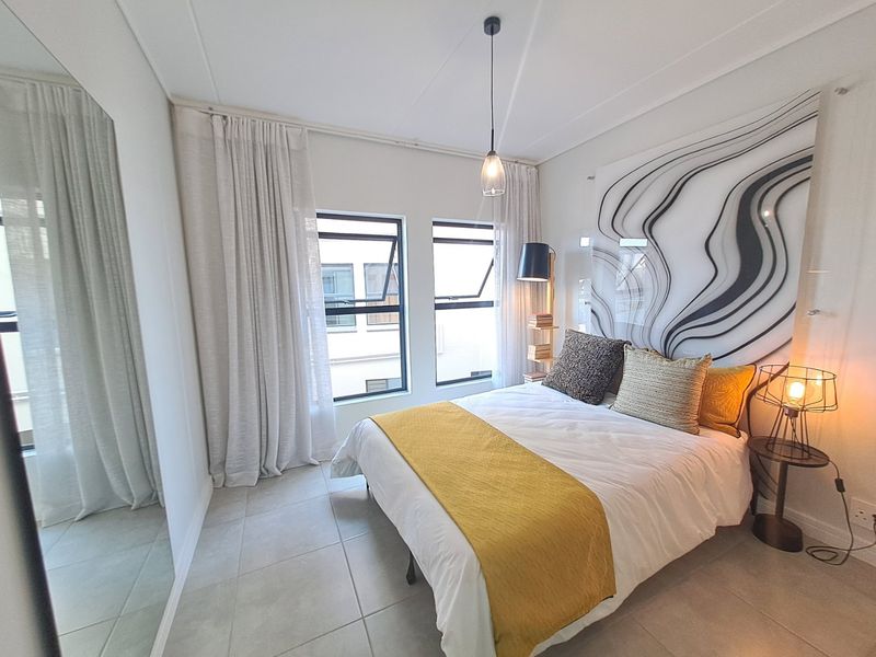 Lagoon Facing Spacious 3 Bedroom to rent in Munyaka, Waterfall City - Photo 8