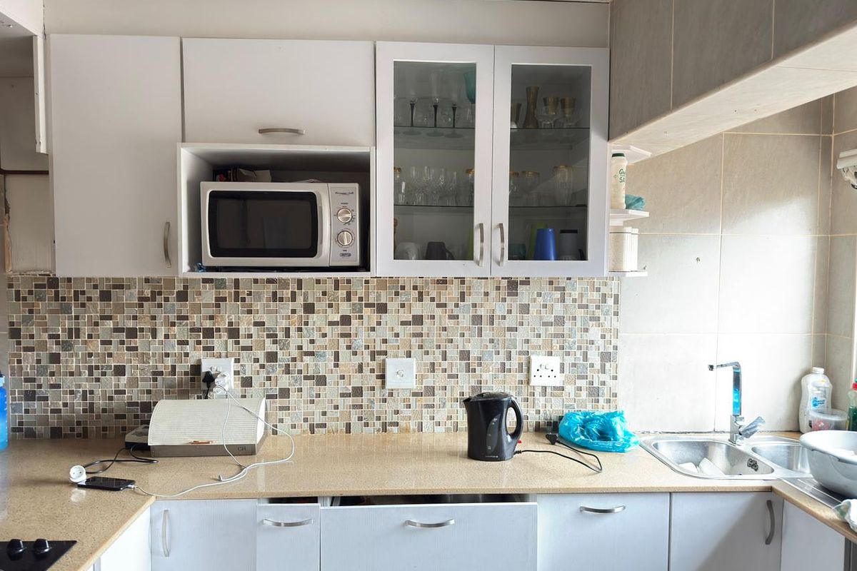 2 Bedroom 2 Bath House For Sale - Photo 3