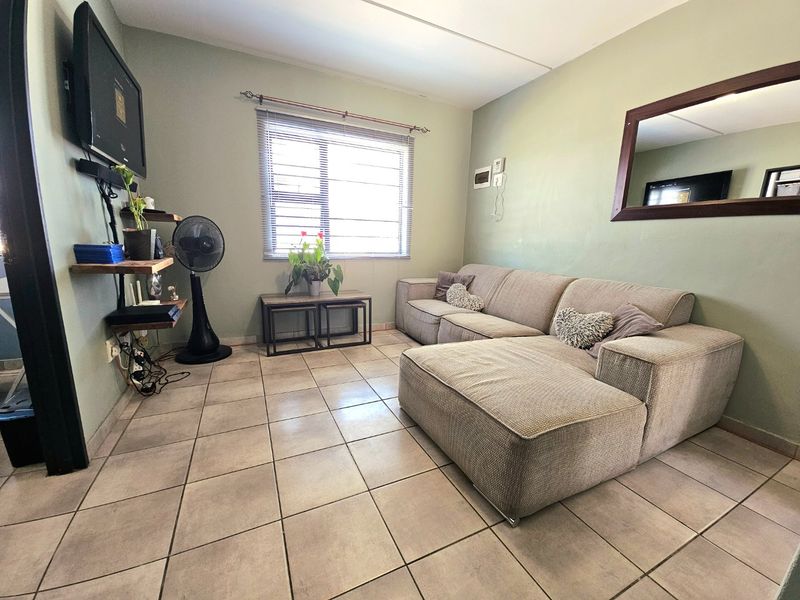 Ground floor apartment located close to all amenities - Photo 9