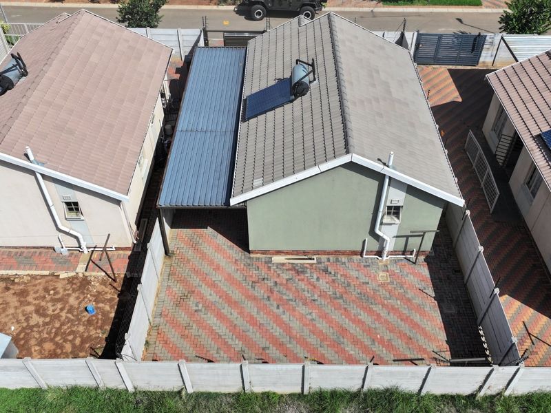 Spacious 3Bedroom House for Sale in Sky City - Photo 5