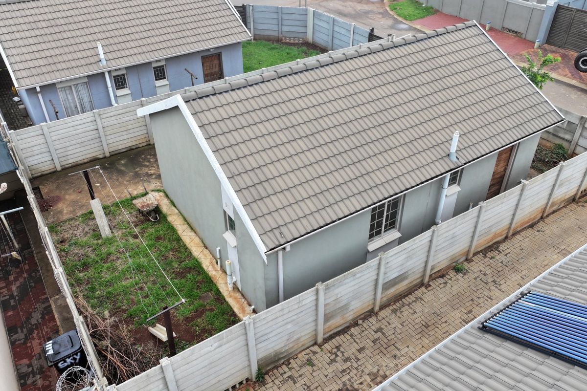 Stunning 3Bedroom House for Sale in Sky City - Photo 5