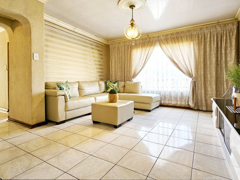 A delightful family home in Waldrift. - Photo 6