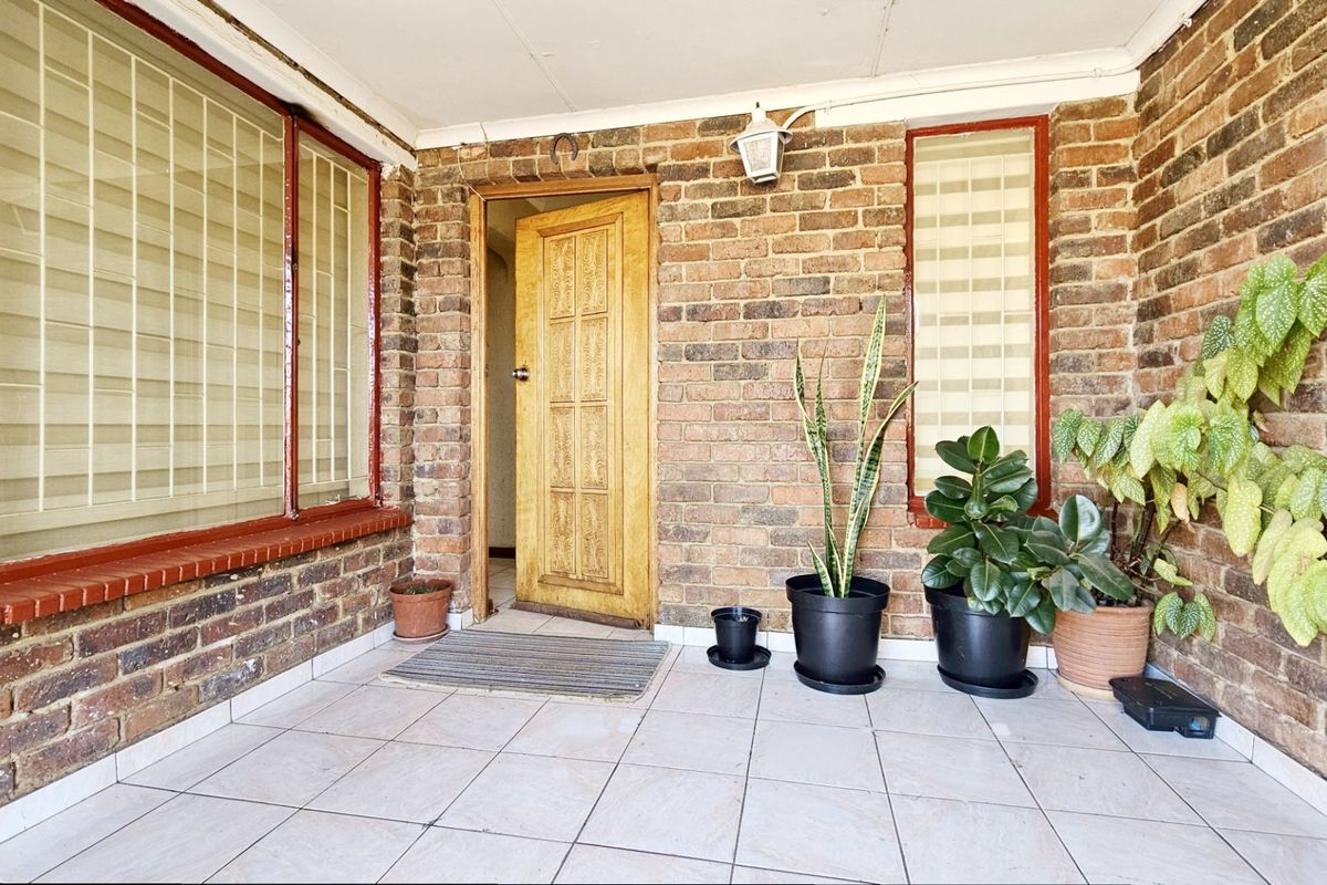 A delightful family home in Waldrift. - Photo 4