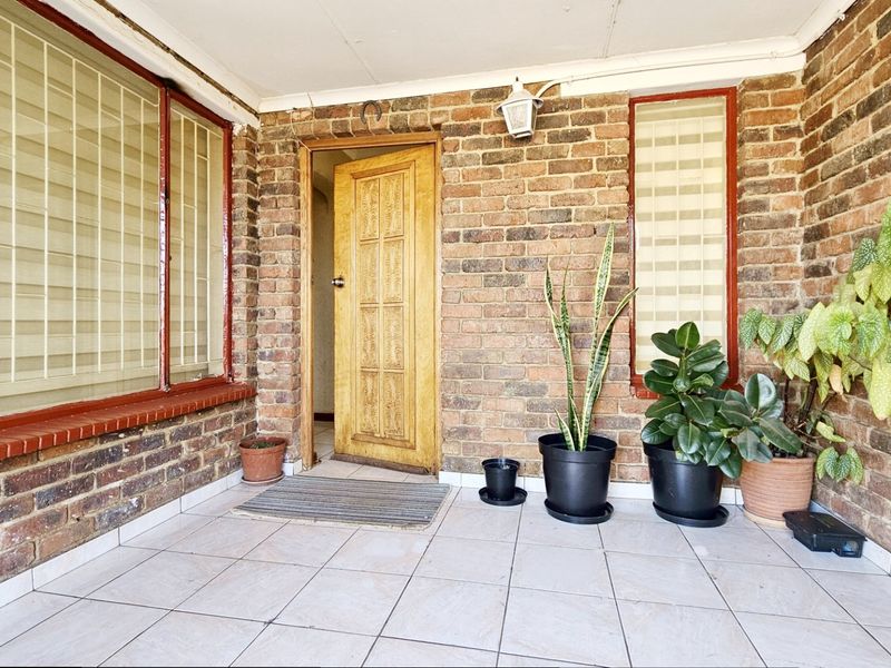 A delightful family home in Waldrift. - Photo 4