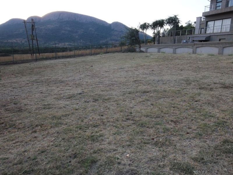 824m2 Prime Vacant Land in Kosmos Ridge - Photo 3