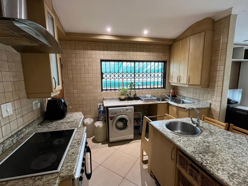 Charming Home in the Heart of Dawnview - Photo 8