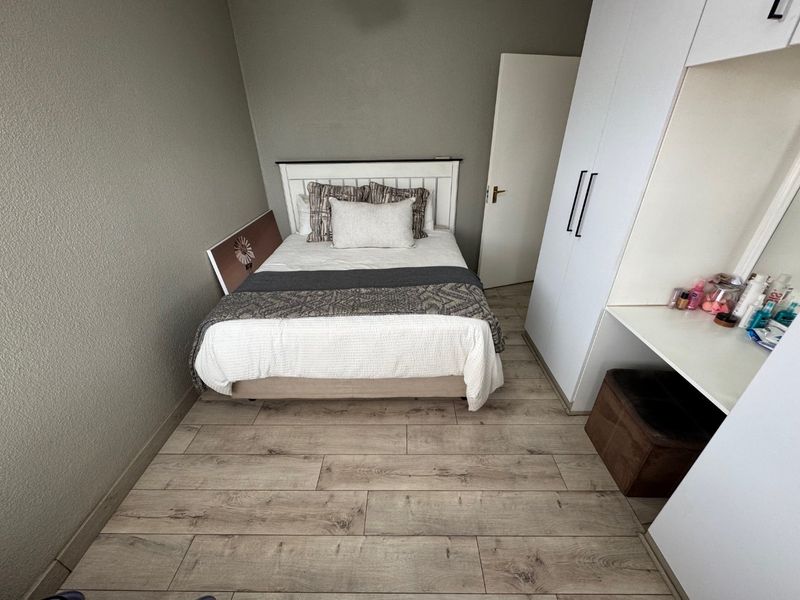 Modern and Comfortable Family Home - Photo 8