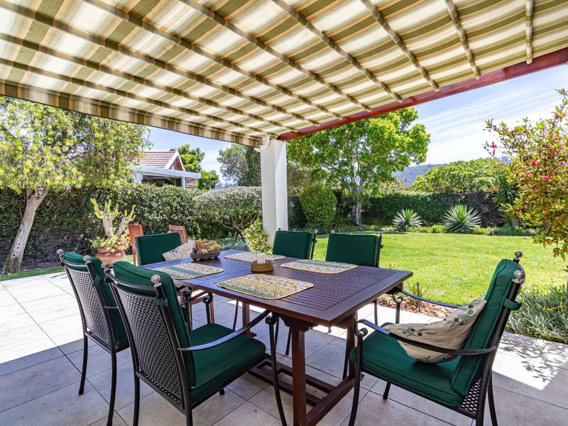 Charming lock-up-n-go, starter or downsizing home - Photo 7