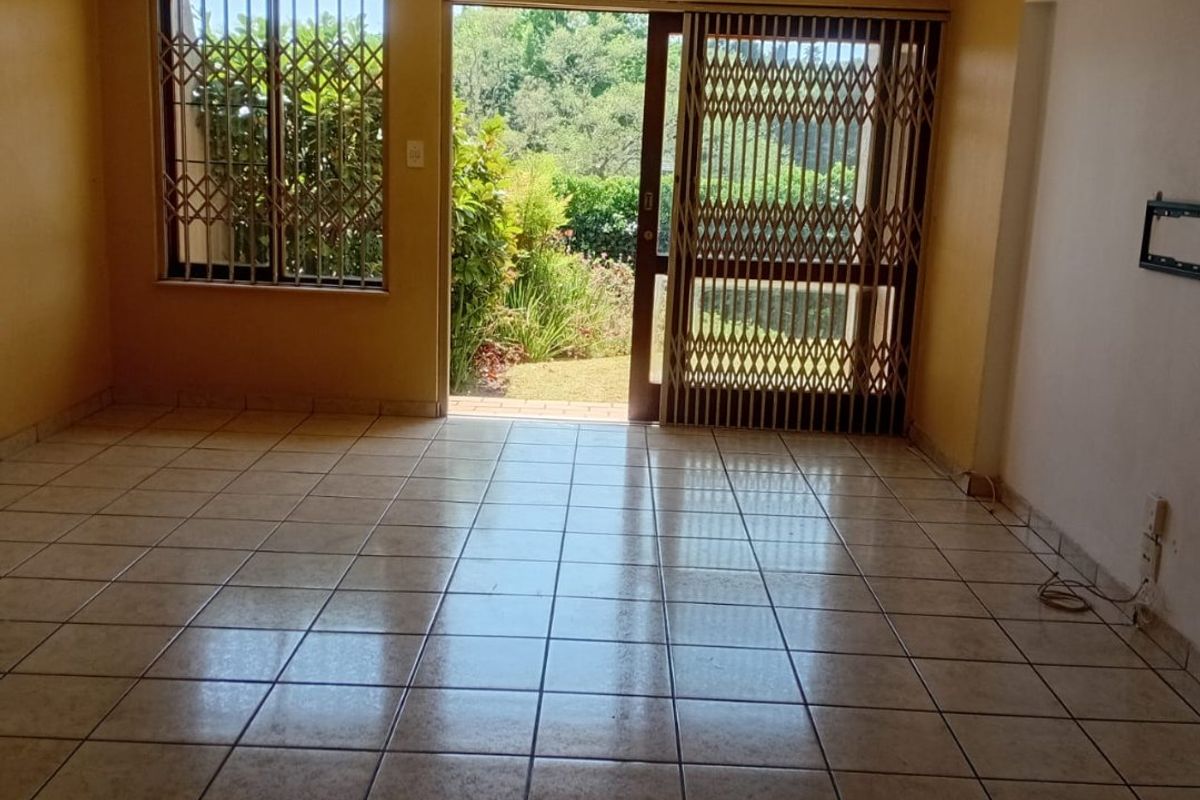 Modern 2-bed 1 bath  Apartment /Flat in Buccleuch - Photo 4