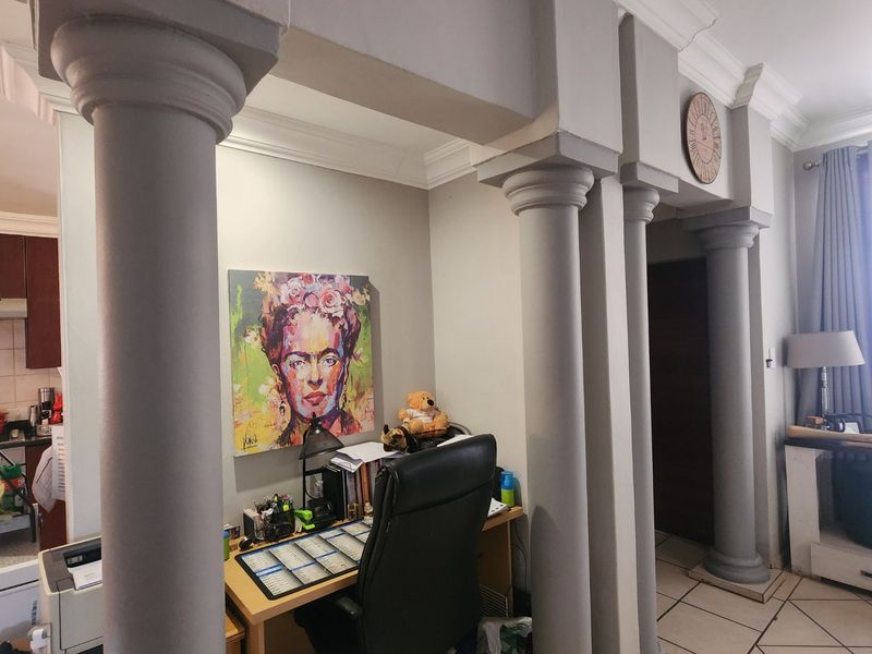 3 BEDROOM TOWNHOUSE IN WILKOPPIES - Photo 5