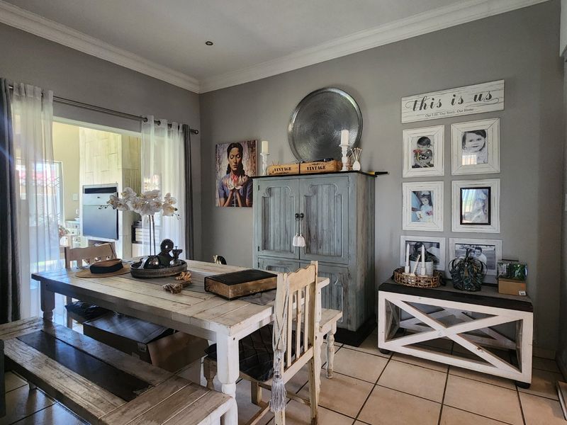 3 BEDROOM TOWNHOUSE IN WILKOPPIES - Photo 2