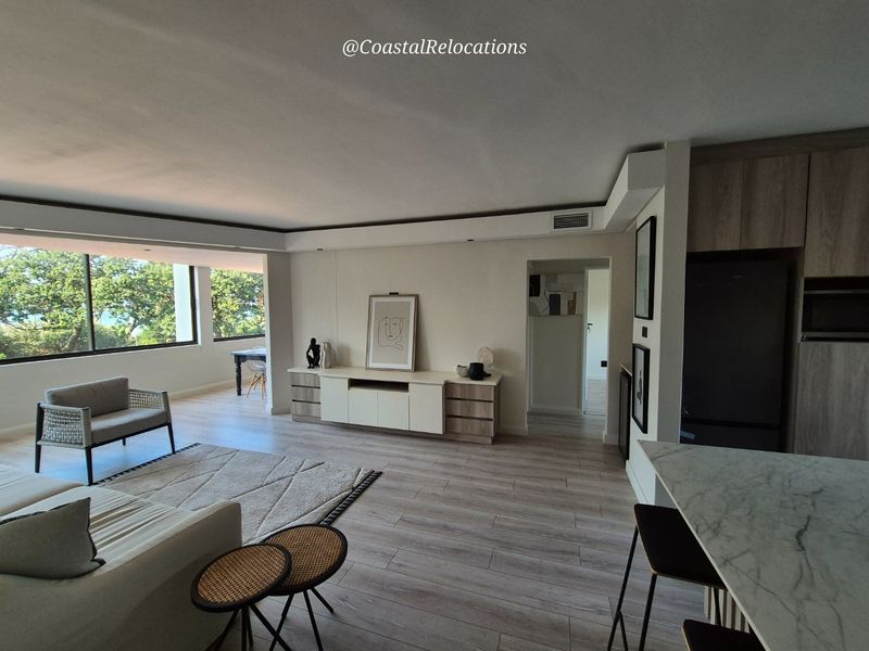 Umhlanga-La Lucia Beachfront - 3 bedroom unit - renovated and decorated to the highest standard - the perfect lock up and go! -Must be seen to be appreciated - great seaviews - Photo 10