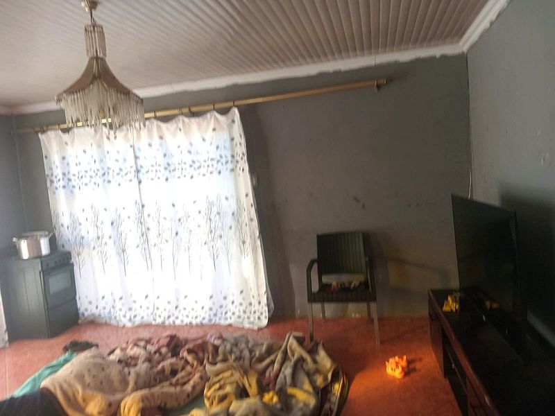 House with cherrywood kitchen, close to police station and school extra Income - Photo 6