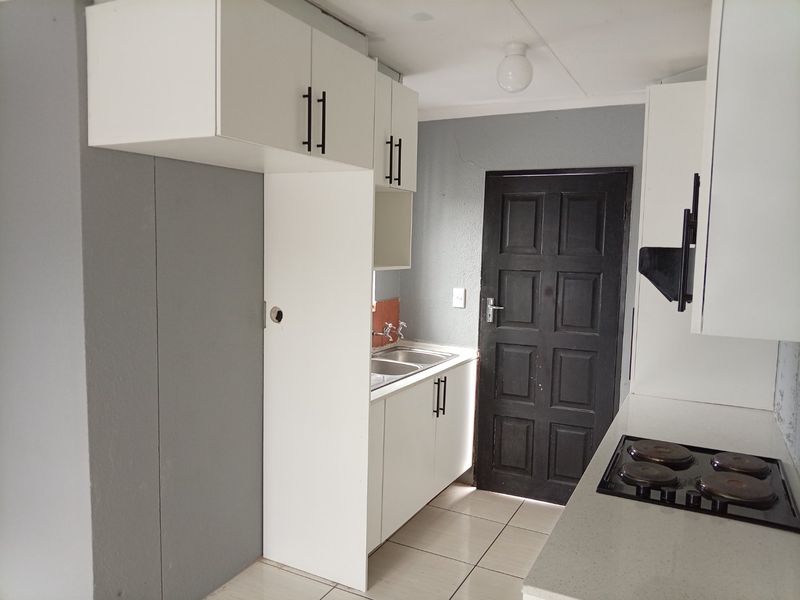 3 bedroom Rosslyn Gardens - Photo 7