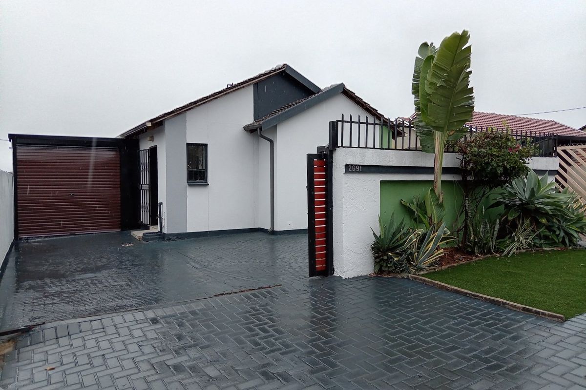 3 bedroom Rosslyn Gardens - Photo 3